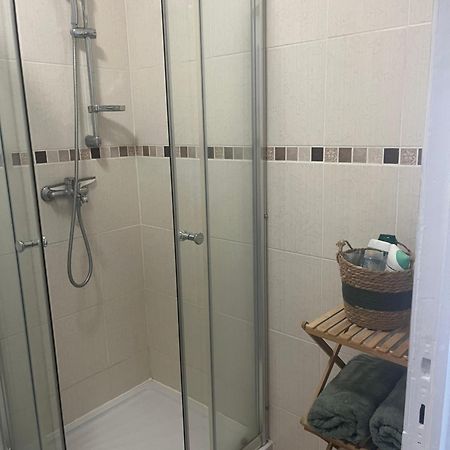 Appart T3 Proche Metro -Draps Et Serviettes Inclus Марсилия Екстериор снимка